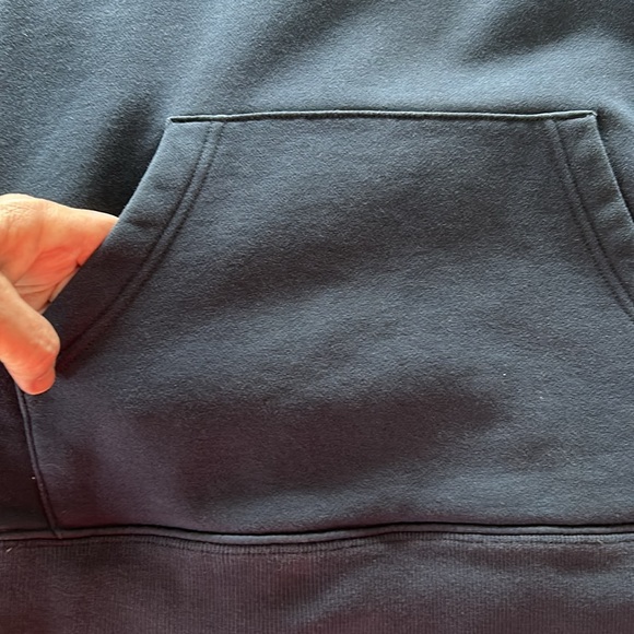 Carhartt Navy Blue Graphic Hoodie w Kanga Pockets, Logos Size L 14/16 - Picture 8 of 9